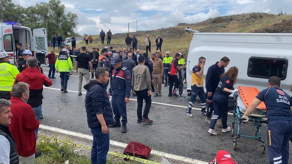 Yozgatta can pazarı Taziye dönüşü kaza: Çok sayıda ölü ve yaralı var