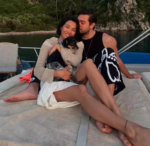 Aybüke Pusat ve Furkan Andıç’tan Aşk Dolu Paylaşımlar Artık Saklamıyorlar