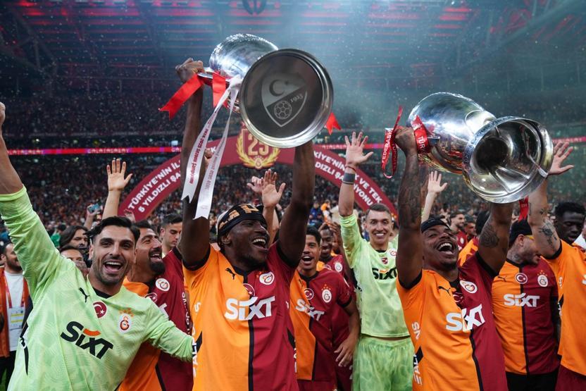 Galatasarayın yıldızı Victor Osimhen yeni takımıyla anlaşma sağladı iddiası