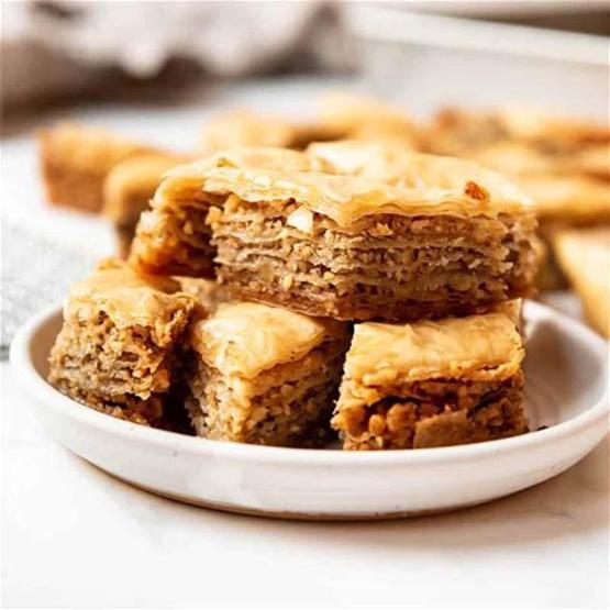 ŞEKERSİZ BAKLAVA TARİFİ: Bayramda Diyabet Hastaları da Rahatça Tüketebilir Şekersiz Baklava Malzemeleri Ve Yapılışı