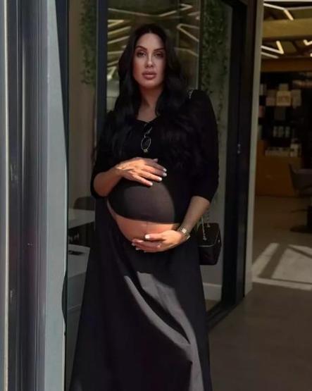 Sahra Işık, Doğum İçin Gün Sayarken Sosyal Medyada Heyecan Verici Paylaşımda Bulundu