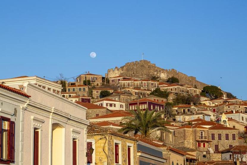 KURBAN BAYRAMINDA TATİLCİLERİN GÖZDESİ Ayvalıka 45-90 dakika uzaklıkta Kapıda vize ile 6 gece, 7 güne kadar kalabilirsiniz