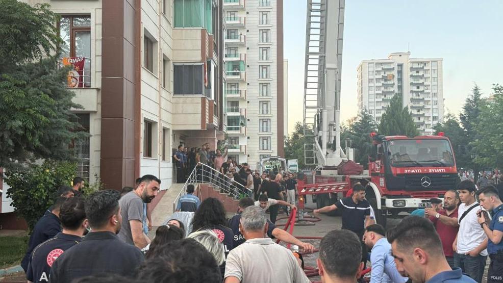 SON DAKİKA | Diyarbakırdaki yangın faciasına ilişkin yeni gelişme 4 kişi hakkında gözaltı kararı