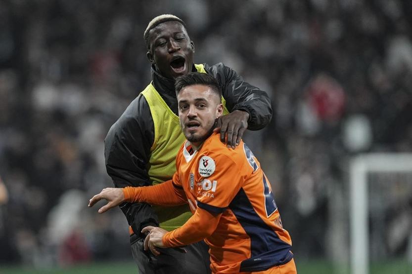 TRANSFER HABERİ | Başakşehire Yusuf Sarı teklifi Takas önerisi...