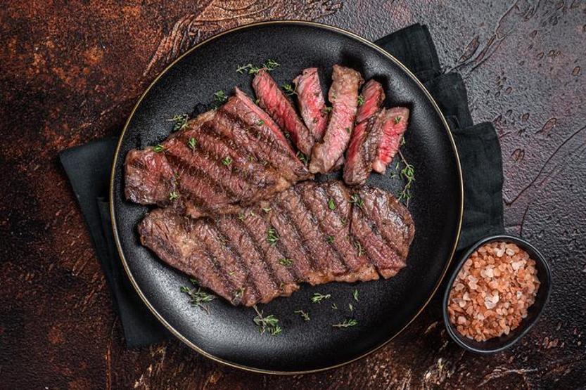MasterChef şampiyonu Metin lezzetli etin püf noktasını verdi Lokum gibi yumuşacık oluyor, aroması damakta harika bir tat bırakıyor