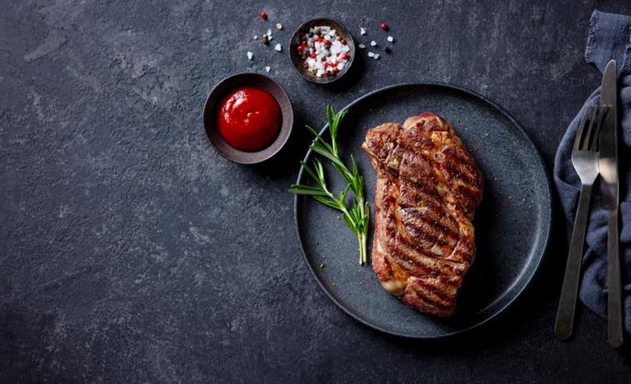 MasterChef şampiyonu Metin lezzetli etin püf noktasını verdi Lokum gibi yumuşacık oluyor, aroması damakta harika bir tat bırakıyor