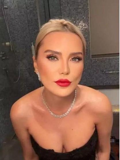 Ece Erken, Takipçisinin Sorusu Karşısında Sinirlendi: “Lütfen Az Öteye”