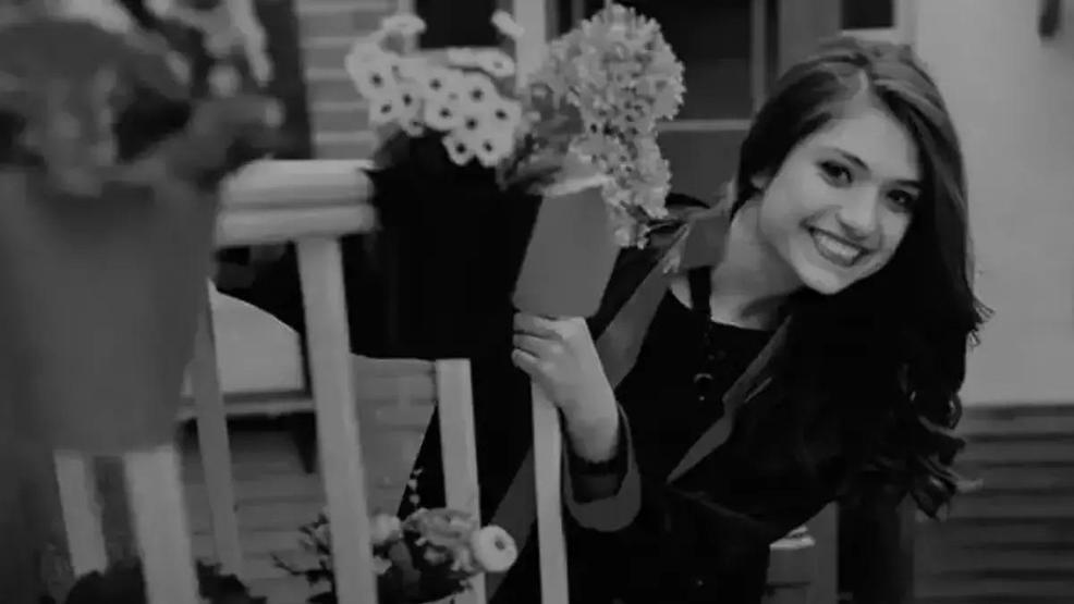 Şehit Öğretmen Aybüke Yalçın Kimdir Şenay Aybüke Yalçın Nasıl Öldü, Ne Zaman, Kaç Yaşındaydı Şenay Aybüke Yalçın Şehadetinin 8. Yıl Dönümünde Anılıyor