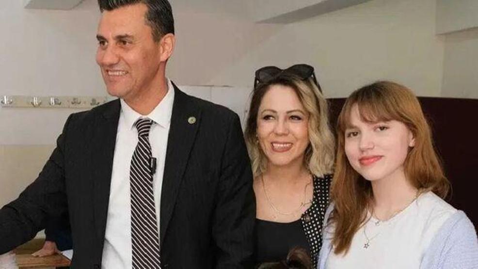 Ferdi Zeyrekin kızı NEHİR ZEYREKTEN açıklama: Babamın kanını yerde bırakmayın