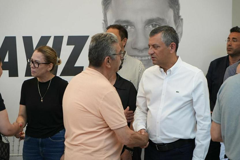 Ferdi Zeyrek için taziyelerin kabulüne başlandı