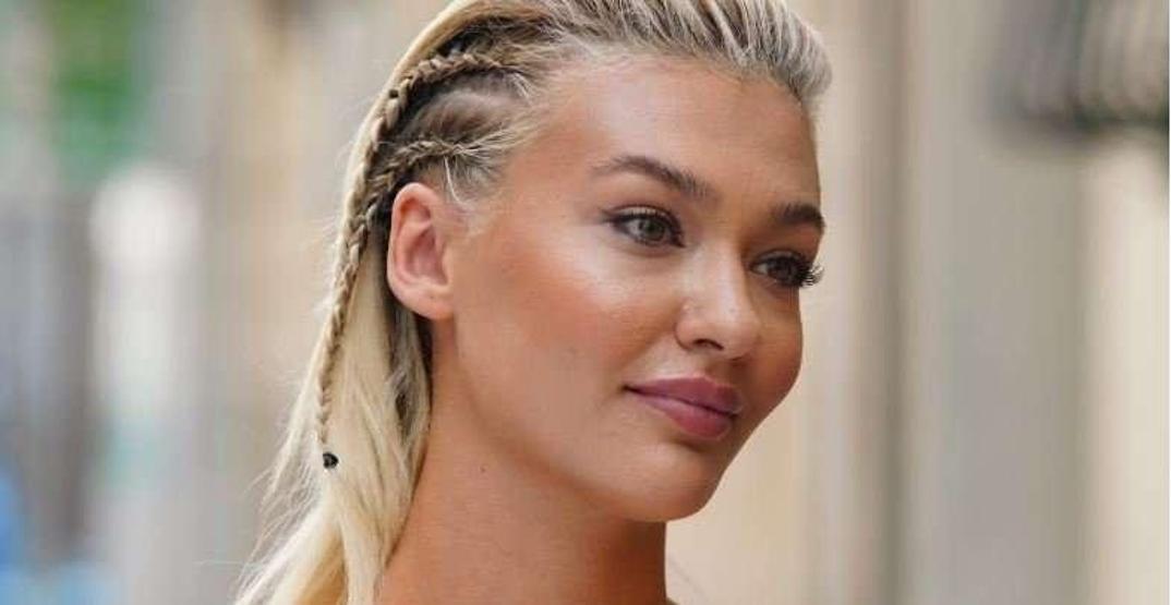 Ünlülerin güzellik sırrı ifşa oldu Aralarında kimler yok ki: Serenay Sarıkaya, Hande Erçel, Mine Tugay... Meğer parlak cildini ona borçluymuş