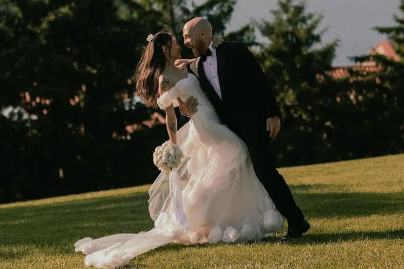 Çocuklar Duymasının Emresi Furkan Kızılay düğününden yeni fotoğraflar paylaştı SENİNLE NE HARİKA BİR DÜNYA