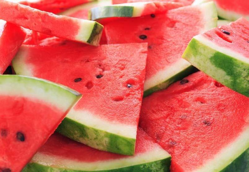 Kabızlığın Çaresi Karpuzda, Kalbin Şifası Çilekte... Hangi Meyve Neye İyi Geliyor İşte A, C, B6 Vitamini ve Potasyum Deposu Meyveler