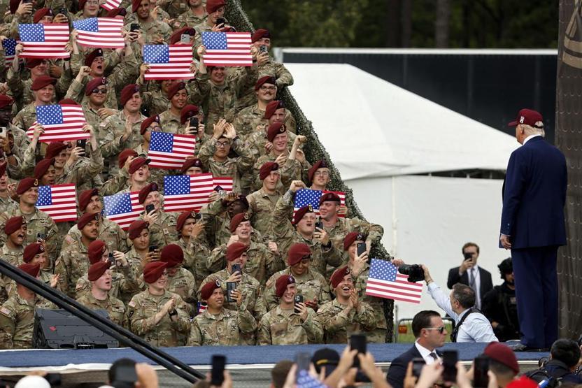 Los Angeles Alev Alevken Trump’tan Sert İşgal Çıkışı Amerikan Bayrağını Yakanların Hapisle Cezalandırılmasını İstedi...