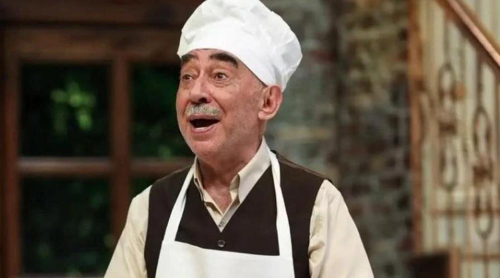 Şener Şen, 40 Yıl Sonra Tiyatroya Veda Etti Zengin Mutfağı İle Son Sahneye Çıktı