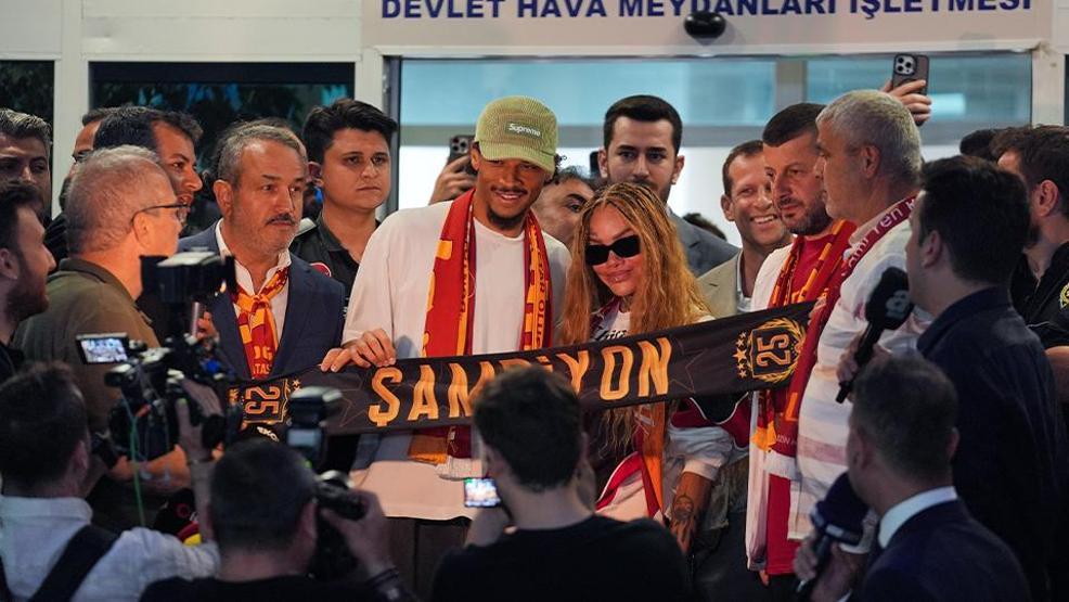 Osimhen kancası: Dev kulüp talip oldu