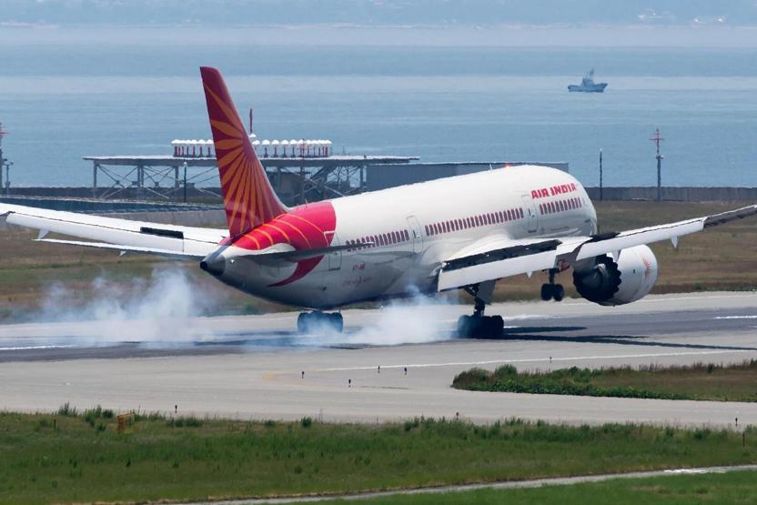 Boeing 787 Dreamliner Özellikleri: Hindistanda Düşen Boeing 787 Dreamlinerın Özellikleri Ne Boeing 787 Dreamlinerın Çeşitleri Neler Daha Önce de Kazaya Karışmış