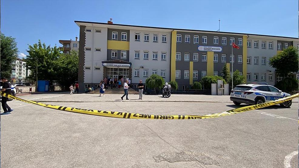 Okulda görev yapan öğretmene silahlı saldırı: Hayatını kaybetti
