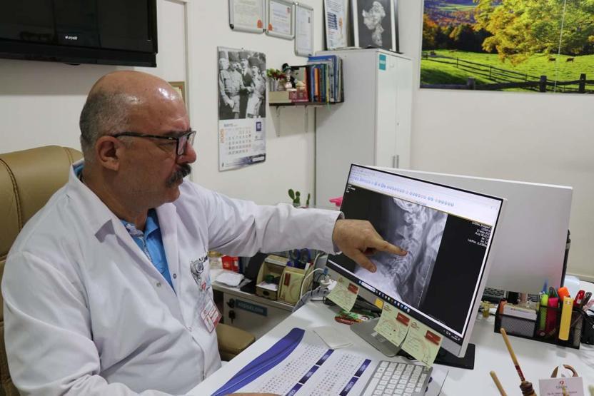 Bu Hastalık 10 Yaş Altına Düştü Sebebi Aşırı Telefon ve Tablet Kullanımı... Aman Dikkat: Felce Kadar Götürebilir