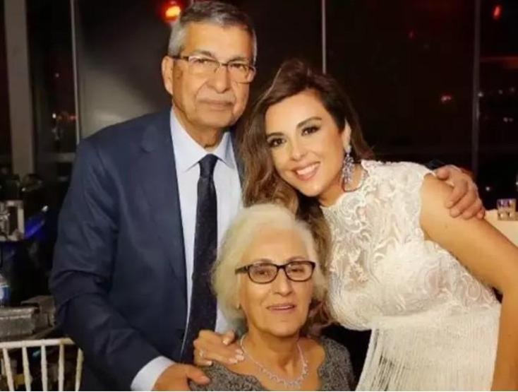 Aslı Hünel’in Duygusal Paylaşımı: 4 Yıl İçinde Hem Annemi Hem Babamı Kaybettim