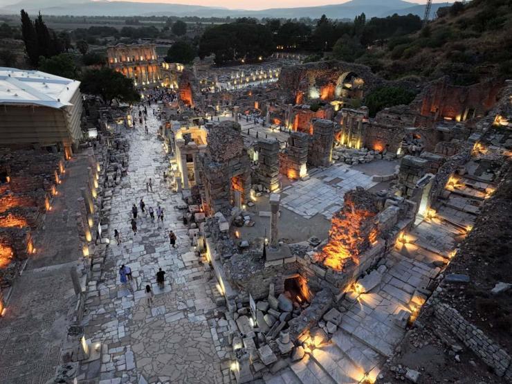 Yabancı Turist Sayısı Nisanda Rekor Kırdı