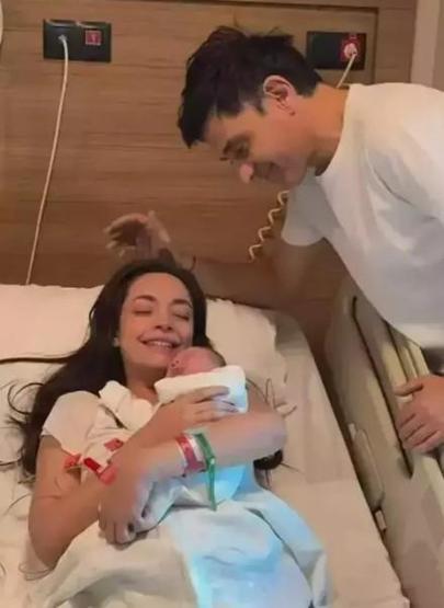 Cansel Elçin’den Duygulandıran Paylaşım: 8 Yıl Oldu Bizi Bırakalı