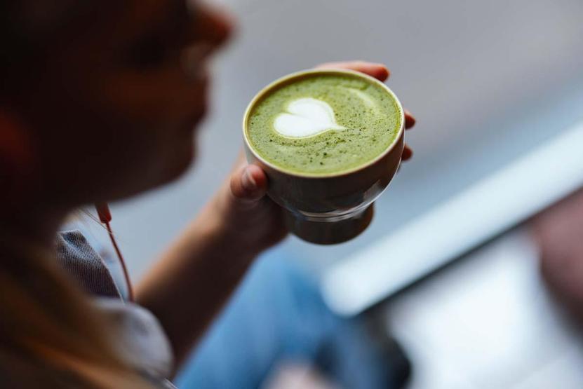 İçecek Menülerinin Yeni Trendi Sosyal Medyayı Kasıp Kavuruyor: Matcha Çılgınlığı Süper İçecek İlan Edilen Matcha Nedir, Faydaları Nelerdir Matcha Nasıl Tüketilmeli