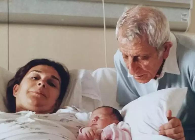 Ünlü İsimlerden Babalar Günü Mesajları: Hayatımın İlk Kahramanı, Seni O Kadar Çok Özledim ki...