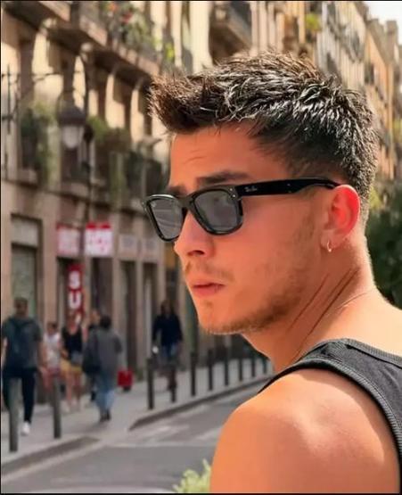Uzak Şehir Sezon Finali Yaptı Atakan Özkaya’dan Tatil Paylaşımları