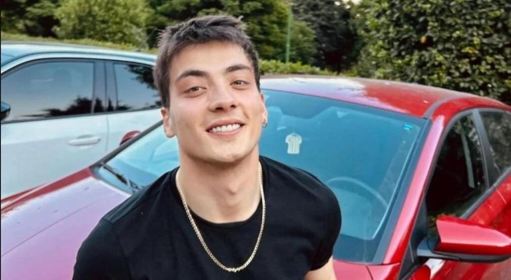Uzak Şehir Sezon Finali Yaptı Atakan Özkaya’dan Tatil Paylaşımları