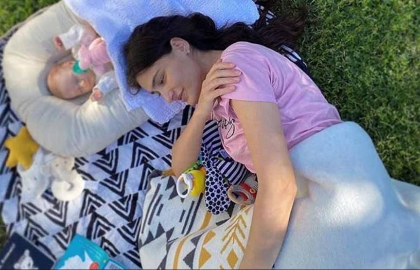Saadet Işıl Aksoy’dan Olay İtiraf: Bütün Annelerde Böyle Mi