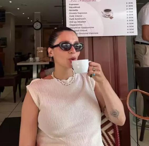 Meriç Aral’dan Hamilelik Paylaşımları Serkan Keskin ile Tatilden Romantik Kareler Geldi