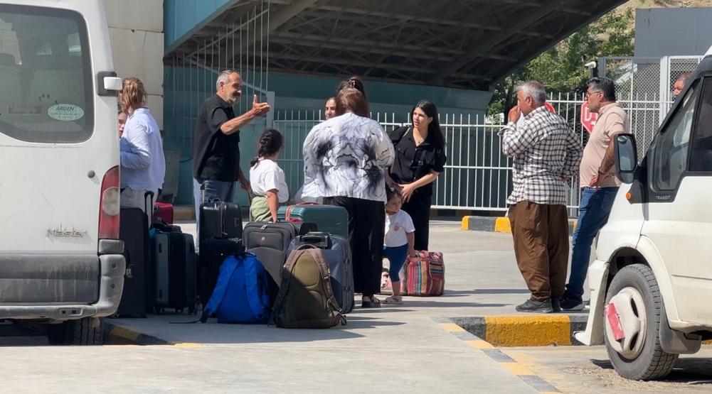 Türkiye-İran sınırında son durum: Vatandaşların Türkiyeye girişleri sürüyor