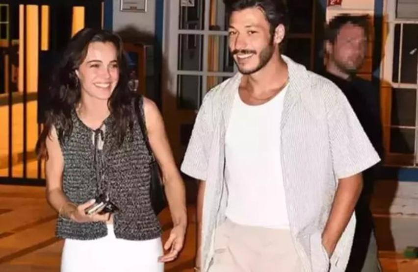 Kubilay Aka, Moskovada Yıldızlaştı Sevgilisi Hafsanur Sancaktutan’la Zaferi Kutladı