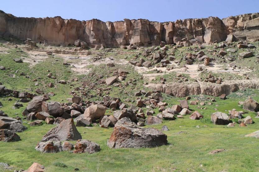 Diyadinin kalbindeki sessizlik; Meya Mağaraları