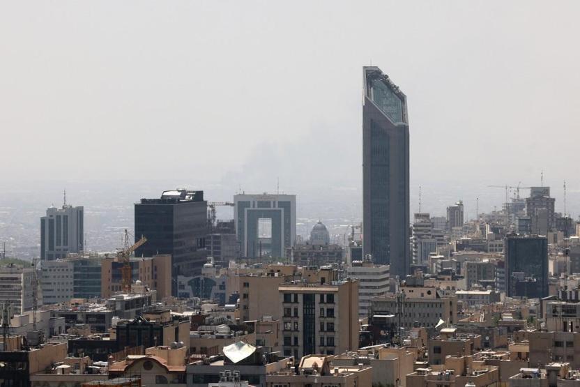 İran’da Mossad ajanı avı Vatandaşlara ‘ihbar’ çağrısı: Gece güneş gözlüğü takanlar, kapalı perdeler…