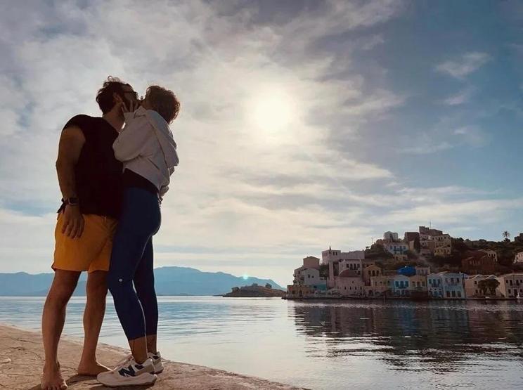 İlker Kaleli aşka geldi Sılaya romantik kutlama: İYİ Kİ DOĞDUN HAYATIMIN ŞARKISI