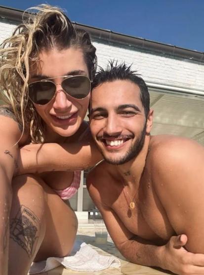 İrem Derici ve Sevgilisi Melih Kunukcu Alaçatı’da Bikinili Paylaşımlarıyla Sosyal Medyayı Salladı