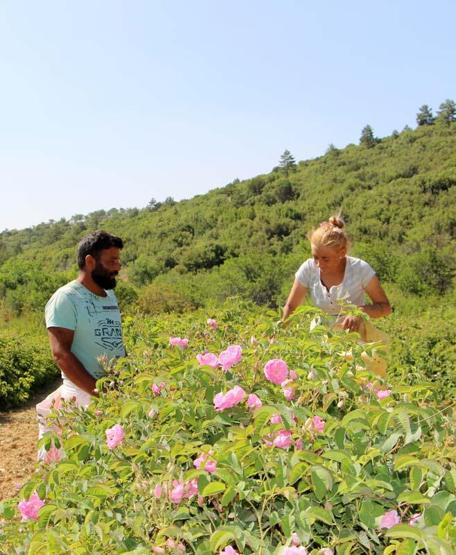 Türkiyenin Çiçek Kokulu Şehri Akın Akın Geliyorlar Tatilciler Fotoğraf Yarışına Girdi