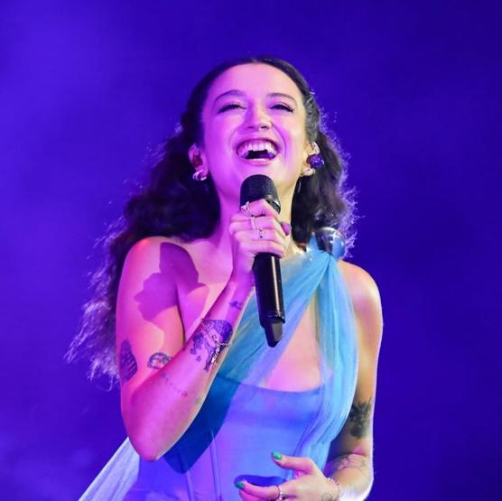 Melike Şahinden O Ses Türkiye Sürprizi Peşindeyim Ablası