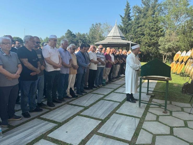 Organ yetmezliği nedeniyle hayatını kaybetmişti Mehmet Erenlere son veda