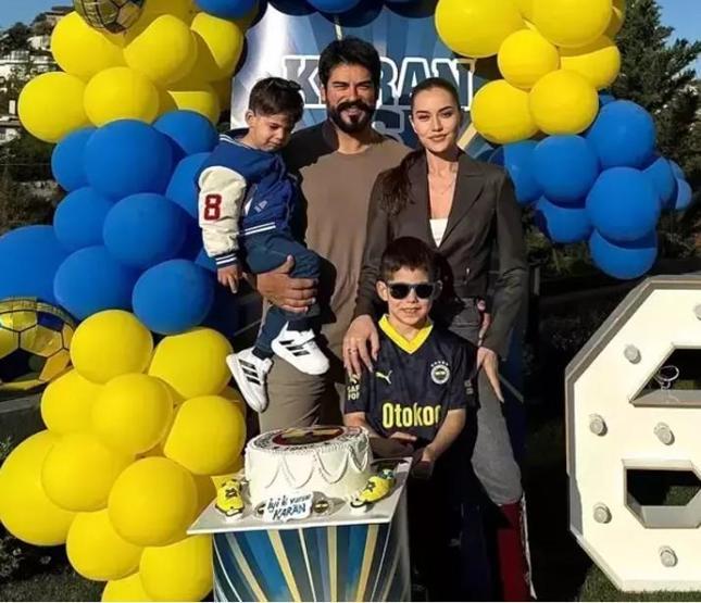 Fahriye Evcen, Londra Tatilinden Peş Peşe Paylaşımlar Yaptı Şehirde Renkli Anlar