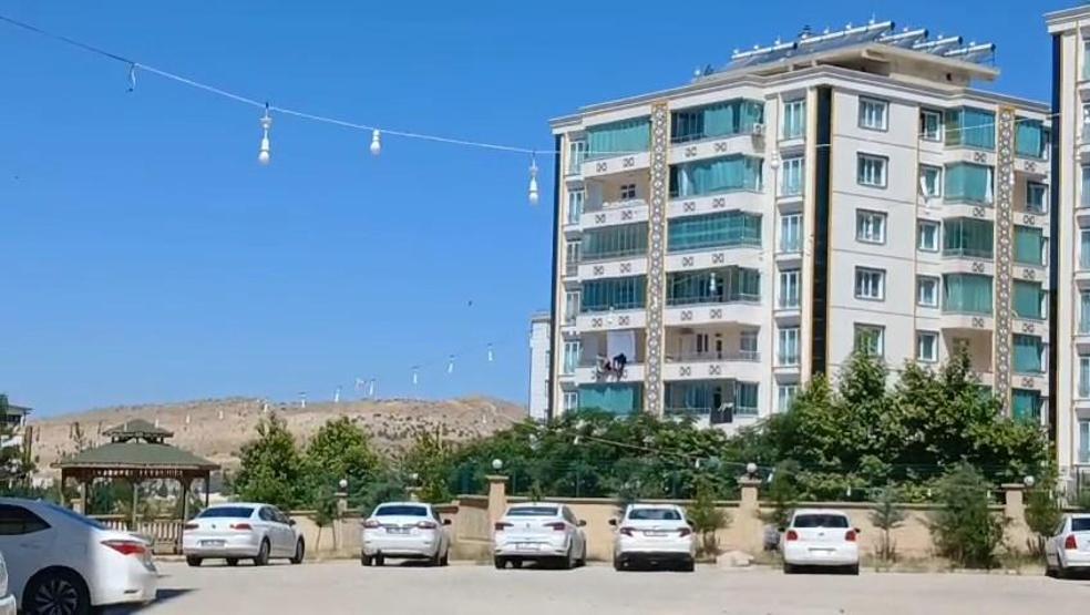 Diyarbakırda korkunç trajedi: 9 yaşındaki Yasemin, bıçaklanarak öldürüldü