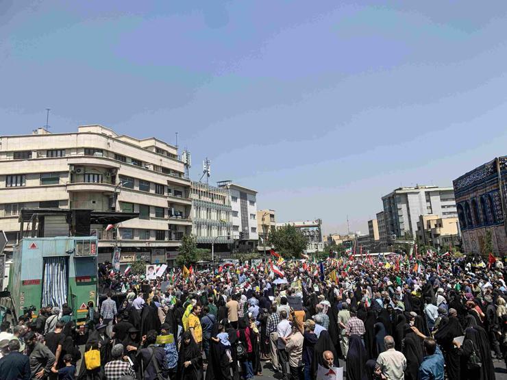 İran halkından İsrail’e öfke protestosu: Tahran’daki meydanlara akın edildi