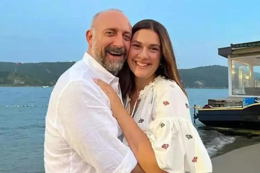 Bergüzar Korel, Marmaris’te Bikinili Pozuyla Gündem Oldu 25 Kilo Verdi, Formunu Sergiledi