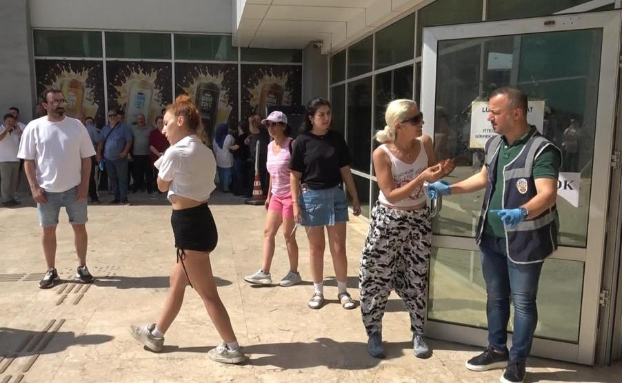 Antalya YKSde son dakika heyecanı: Takısı yüzünden sınavı kaçırdı, maraton gibi sınav günü