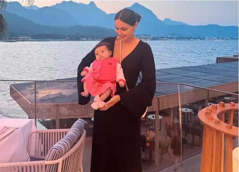 Zeynep Demirel Hamilelik Kilolarını Kısa Sürede Verdi, Fiziğiyle Göz Doldurdu