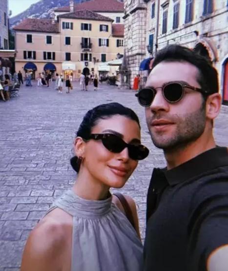 Özge Yağız ve Burak Berkay Akgül Karadağ’da Tatil Yapıyor Aşk Dolu Paylaşımlar Geldi