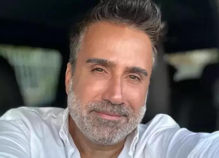 BABASININ İZİNDE Şarkıcı Emrahın oğlu Elyasa Babasının Yeni Şarkısını Söyledi, Sosyal Medya Yıkıldı... Yok Böyle Benzerlik