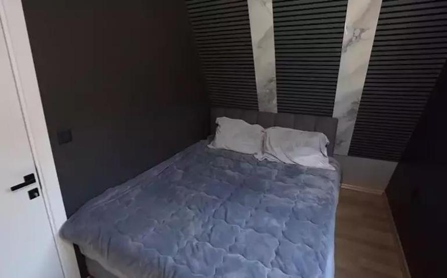 Ünlü Şarkıcı Bağ Evinin Kapılarını Evrim Akınla Ev Gezmesine Açtı Doğa İle İç İçe Huzur Dolu Bir Yuva